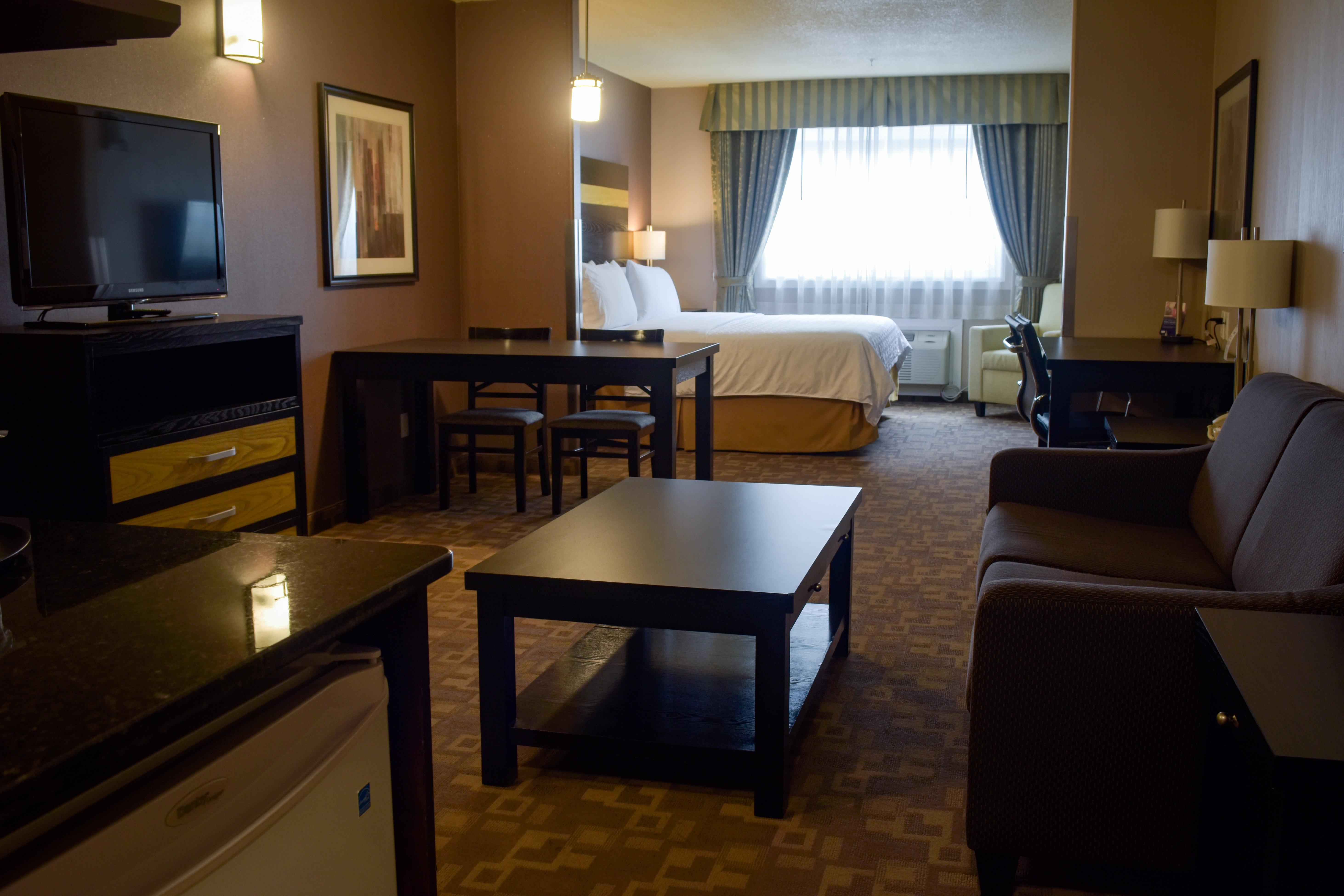 Holiday Inn Express And Suites Dawson Creek, An Ihg Hotel מראה חיצוני תמונה